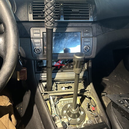 Rejtett hidraulikus kézifék BMW E46-hoz az ODESA-tól