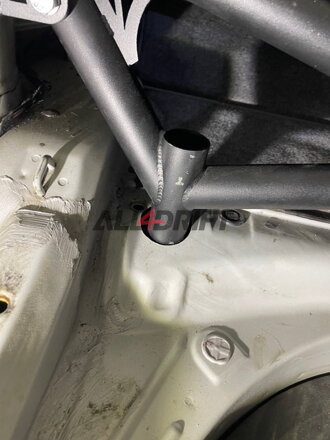 Toronymerevítő hátsó BMW E46 XBRACE