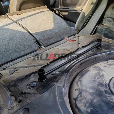 Toronymerevítő BMW E46 - alsó hátsó