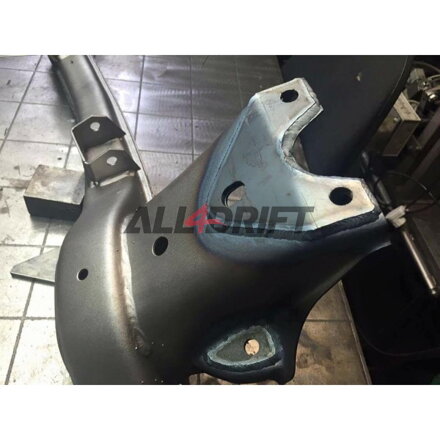 Differenciálmű merevítő készlet BMW E30 Differenciálmű merevítő készlet BMW E30