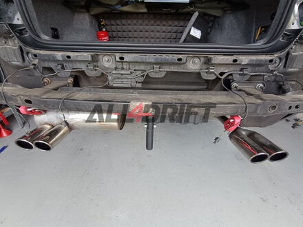 Jackpoint BMW E90 E92 hátsó emelőpont - eltávolítható aljzat Jackpoint BMW E90 E92 hátsó emelőpont - eltávolítható aljzat