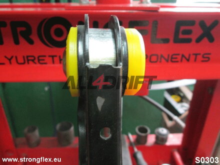 031591A Hátsó felső lengőkar külső szilent SPORT BMW E8x / E9x / X1